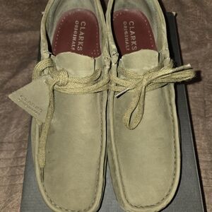 Clarks Men's Beige Loafers